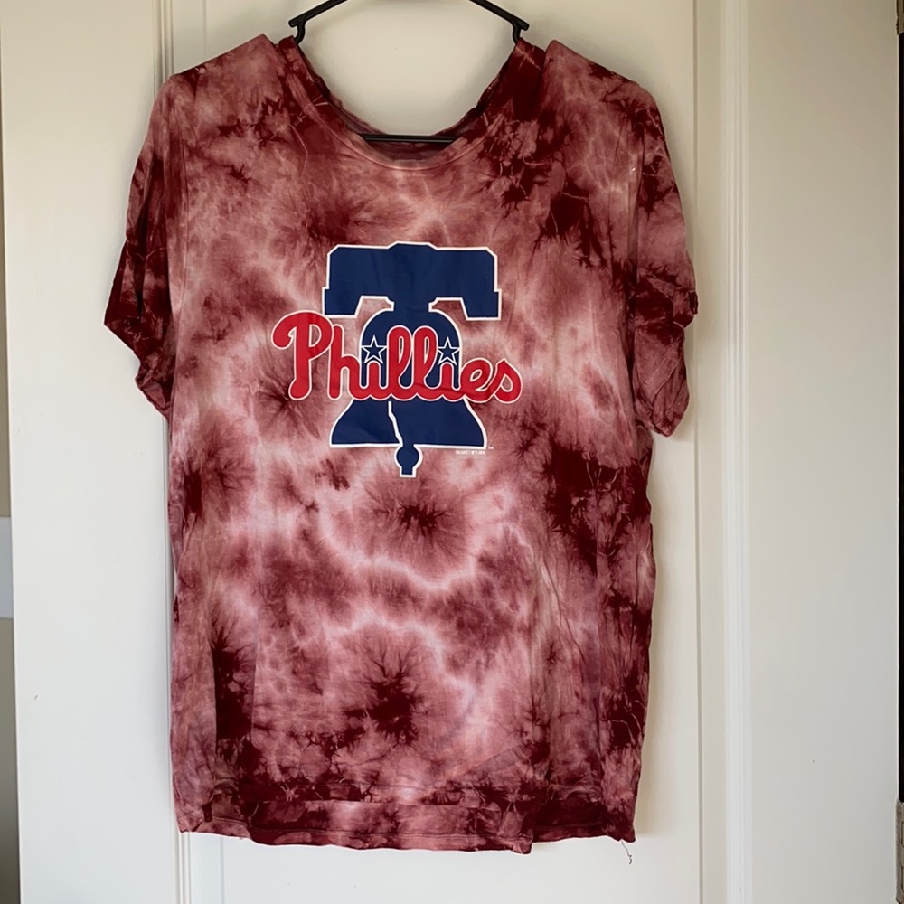 Phillies baseball shirt